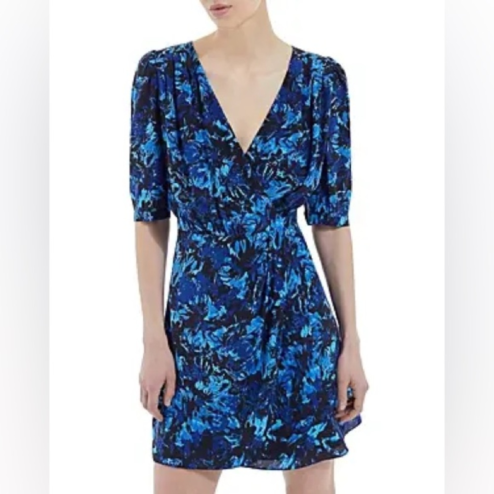 Elegant Blue Floral Dress